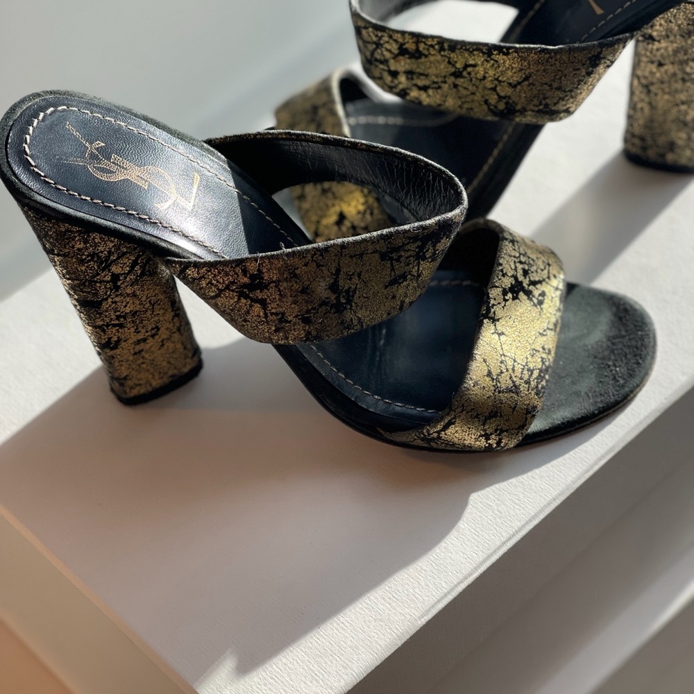 Yves Saint Laurent Black and Gold Heels